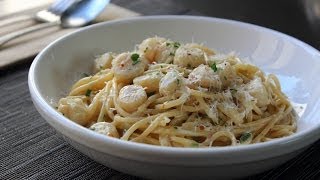 Creamy Bay Scallop Spaghetti - Pasta with Bay Scallops and Sherry Cream Sauce