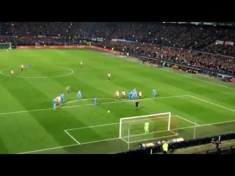 3-1 goal Dirk Kuyt penalty (Fey - AZ)