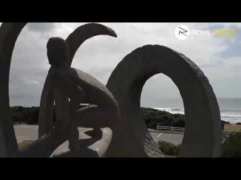 Take a tour of Jeffreys Bay