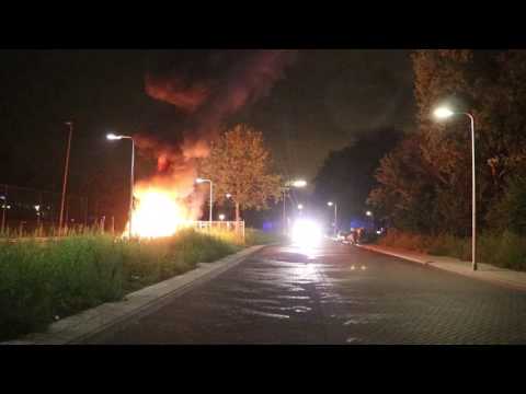 06-09-16 Prio 1 Voertuigbrand - Sportlaan (Gouda)