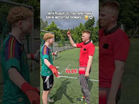 Miten futarit olettaa tuomarin reagoivan jos sille mussuttaa 🤣⚽️