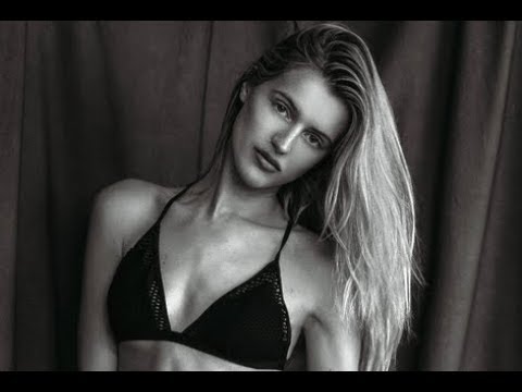 SOPHIE LONGFORD Model 2019 - Fashion Channel