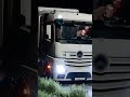Výstražné LED svetlo pre nákladné vozidlá – OSRAM TRUCK FLARE Signal TA19 - Video Youtube