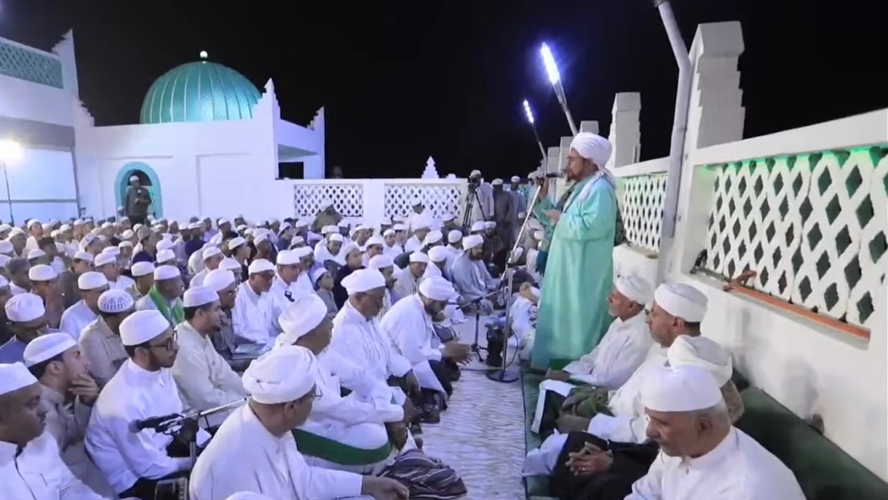 مباشر: مجلس الإحدى عشرية، في مولى القويرة بمشطة، حضرموت - ليلة الثلاثاء 11 ربي?