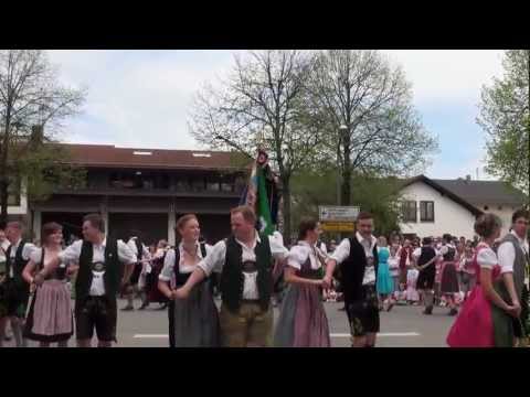 Grasbrunn tanzt in den Mai