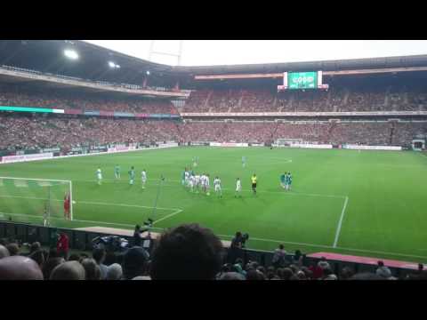 Werder Bremen vs VfL Wolfsburg 24.09.2016 Freistoßchance