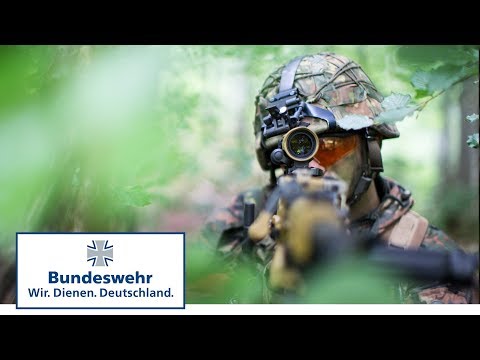 Gebirgsjäger beim Kampf in den Alpen - Bundeswehr