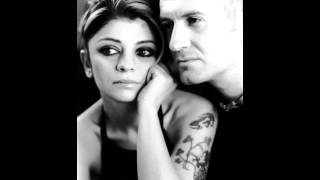 Oya &amp; Bora - Bana Bir Masal Anlat Baba (2013)