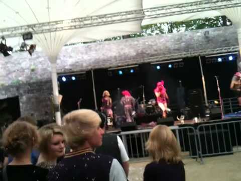 Rock im Schloss Bad Pyrmont 17.09.2011| Singstars Of Death - Wacken Wacken