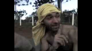 preview picture of video 'Dando um banho no véio em IVAI'
