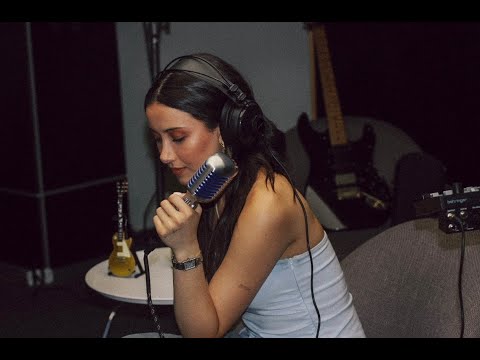 Camila Orantes - TONTA (Versión En Vivo)