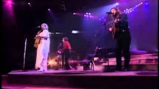 Emmylou Harris   Hello Stranger