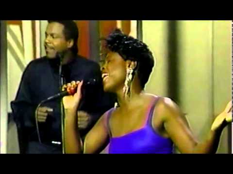 Milira "Go outside in the Rain" Tonight Show live