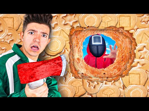 100 Layers of HONEYCOMB! - Squid Game Challenge