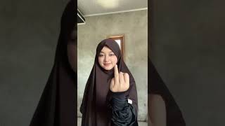 Download lagu #trending #hijab #pemersatu_bangsa #hariini mp3