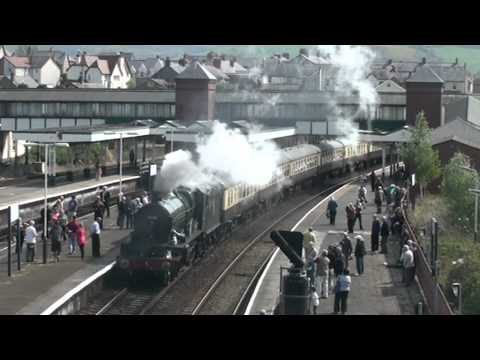 GWR's In Llandudno Junction Station 30-04-2011