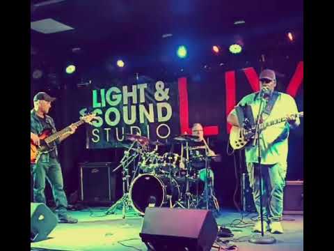 Rondie James Trio demo reel