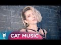 Videoklip Lidia Buble - Undeva la mijloc  s textom piesne