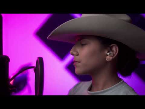 Emily Galaviz - Mi Triste Realidad (Video Oficial)