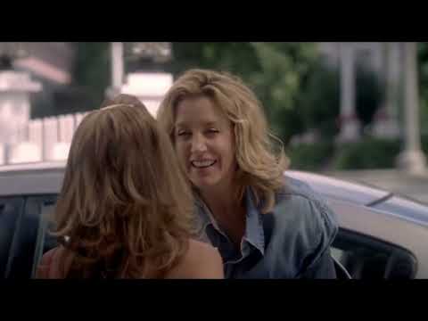 A Girl Scout Visits Gaby, Lynette Comes Back From Hospital - Desperate Housewives 3x08 Scene