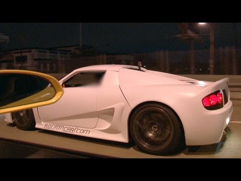 Rare Rossion Q1R Carbon vs Lambo on the Street
