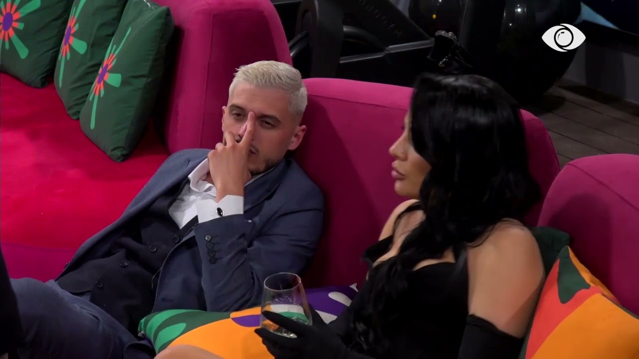 “Është gjest i ulët”/ Fationi i kthehet Sarës: Si lojtar ishte një lëvizje e...