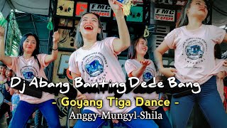 Download lagu Dj Abang Bating Dede Bang Goyang Tiga Dance Cantik... mp3