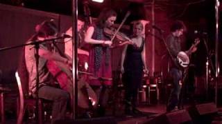 Crooked Still Sings Oxford Town