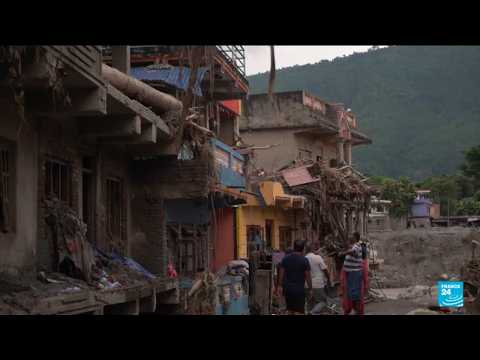 Death toll rises as 3,000 remain missing in Nepal, China