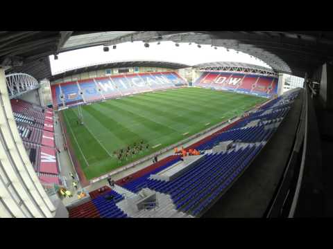 5 hours at the DW Stadium in 2 minutes