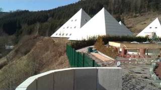preview picture of video 'Panoramablick von Sauerland-Pyramiden'