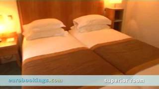 Paris, France: Hotel Waldorf Trocadero