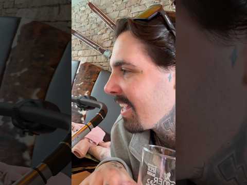 Επίσης σήμερα 15:00 στο κανάλι της Καρολίνας έχει ΒΙΝΤΕΑΡΑ ❄️😌