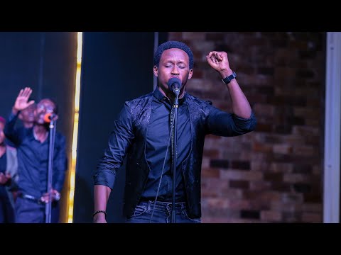 Nishimwe Gadd hamwe na Life Center Worship Team mu bihe vyiza vyo gutazir'Imana/Moyo wangu/Isengesho