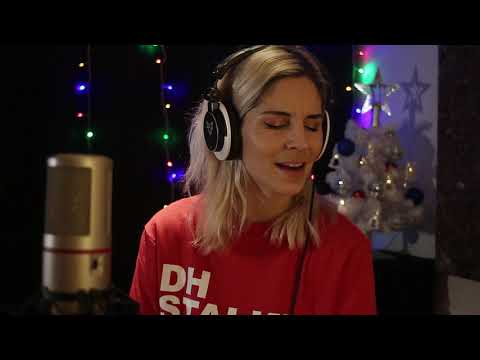 10.000 hours - Lea Sirk (Live Cover From Home)