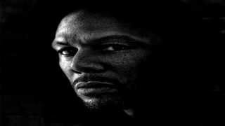 Common feat. Elijah Blake -  Real ( Nobody&#39;s Smiling )
