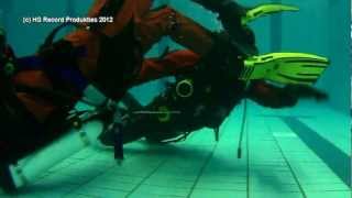 preview picture of video '17 11 2012 Zwembadoefening  duikers Brandweer Heerde'