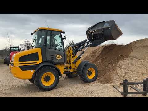 Video: JCB 409 gummihjulslæsser 1