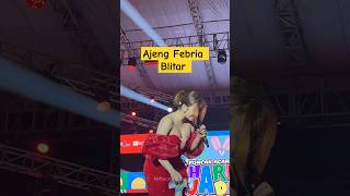 Download lagu Pehh Ajeng Febria Tia Monica di Blitar #ajengfebria #ajeng #tiamonika #blitar #blitarkekinian mp3