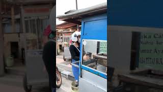 Download lagu Video Mentahan halu jajan bareng cewe cantik, buat story wa manasin mantan prank temen. mp3