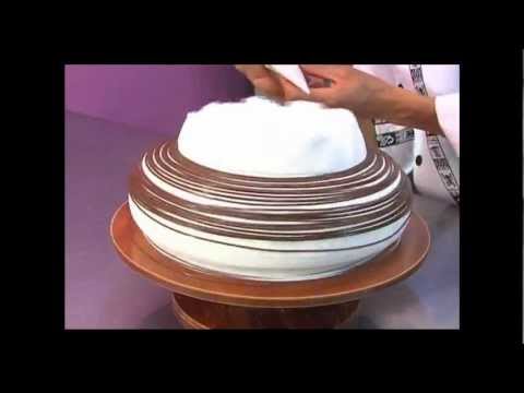 DECORACION DE TORTAS EN CREMA CHANTILLY con el chef juan carlos