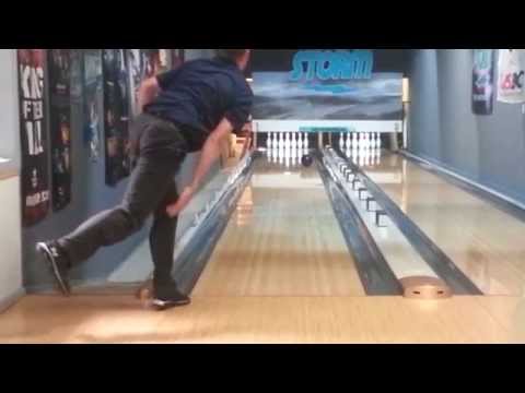 Mike Flanagan | 2 Handed Bowling