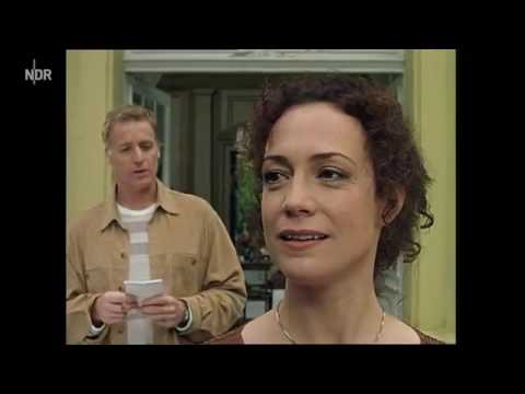Trailers Das Geheimnis des Rosengartens
