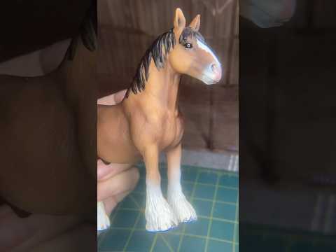 , title : 'Model Horse Coat Colours: Light Bay #horse #schleich #collecta #repaint #miniature'