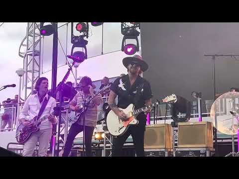NEEDTOBREATHE- Money & Fame live The Rock Boat