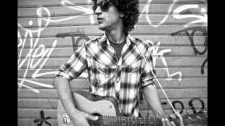Chris Lavoro - Surfinia (Acoustic)