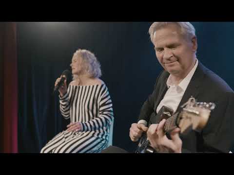 Ja Wysiadam | Adam Skrzypczyk & Izabela Krasucka | Cover