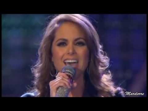 Lucero cantando en vivo   " Dueña De Tu Amor "