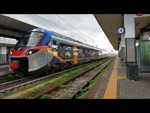 Treno Regionale Pop ETR 104 051 Regionale 21976 Reggio di Calabria Centrale-Rosarno