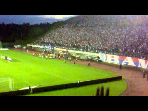 Torçida do bahia Cantando o Hino Nacional!!